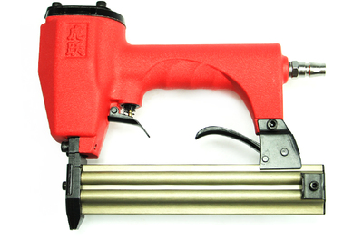 恒匠峰虎躍直釘槍F30 高效精準(zhǔn)的木工氣動(dòng)工具